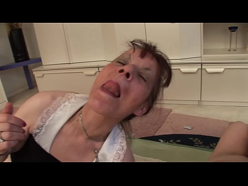 ❤️ Tha triùir aig dà sheanmhair agus aon sheanair ️❌  Porn cruaidh  aig gd.newsexxxx.ru ❤