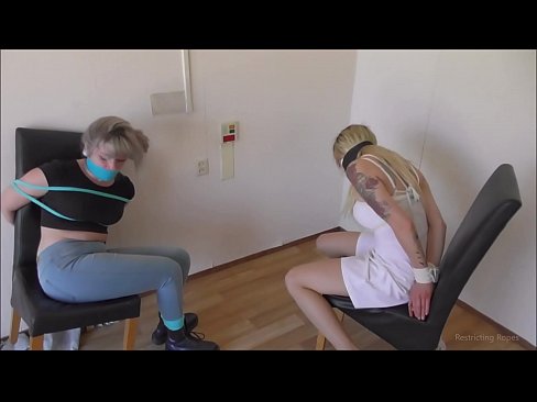 ❤️ Tràilleach / ceangailte agus gagged / nighean ann an àmhghar ️❌  Porn cruaidh  aig gd.newsexxxx.ru ❤
