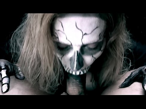 ❤️ Demon nighean sucking cock le a beul dubh agus slugadh cum. ️❌  Porn cruaidh  aig gd.newsexxxx.ru ❤