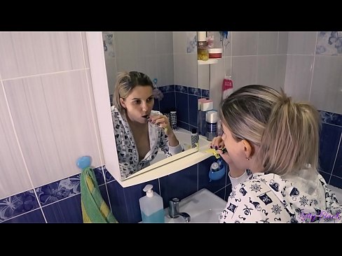 ❤️ Bidh Hack le òga ann am pajamas a’ crìochnachadh cum beòil ann an asal - letty black ️❌  Porn cruaidh  aig gd.newsexxxx.ru ❤
